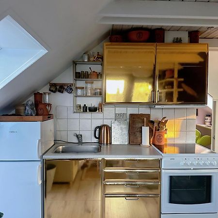 Aesthetic Apartment Hotel - City Center - Free Parking - Private Garden 奥尔堡 外观 照片